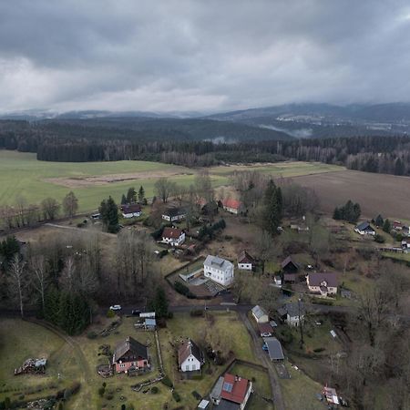 Stara Skola - Alte Schule, Loucna Villa Jindrichovice Eksteriør bilde